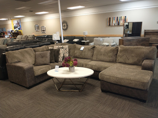 Shopping Mall «Great Western Shopping Center», reviews and photos, 240 N Wilson Rd, Columbus, OH 43204, USA