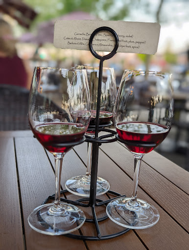 Bistro «The Wine Bistro», reviews and photos, 1750 W Lane Ave, Upper Arlington, OH 43221, USA