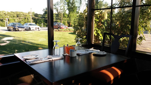 Hotel «Ethan Allen Hotel», reviews and photos, 21 Lake Ave Ext, Danbury, CT 06811, USA