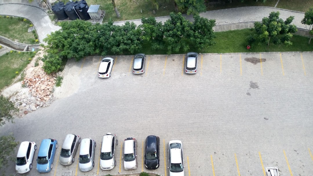 CRDBUDBS Parking Lot