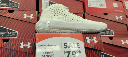 Shoe Store «Shoe Carnival», reviews and photos, 2105 N Prospect Ave, Champaign, IL 61822, USA