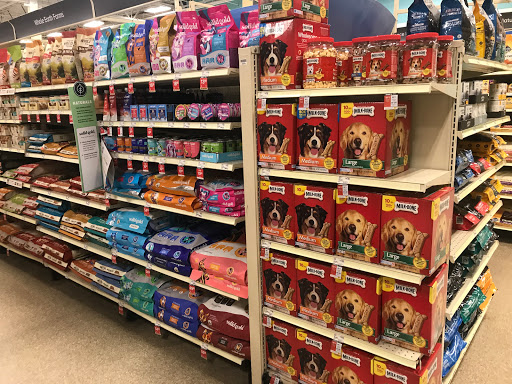 Pet Supply Store «PetSmart», reviews and photos, 400 Mill Creek Dr, Secaucus, NJ 07094, USA