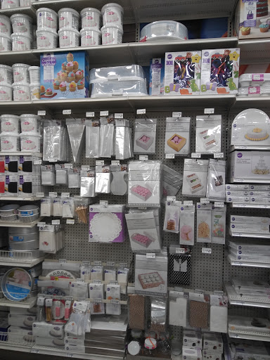 Craft Store «Michaels», reviews and photos, 12100 Lakewood Blvd, Downey, CA 90242, USA