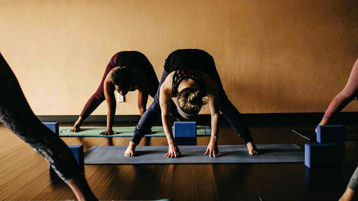 Bikram yoga places in Detroit