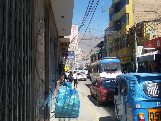 Muebleria Casa Blanca E I R L - Tienda de muebles