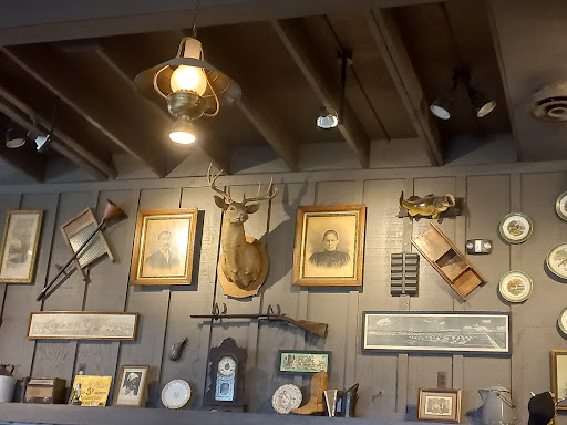 American Restaurant «Cracker Barrel Old Country Store», reviews and photos, 550 Co Rd 117, Buda, TX 78610, USA