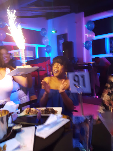 Bar & Grill «Mingles Restaurant and Lounge», reviews and photos, 4012 Boston Rd, Bronx, NY 10475, USA