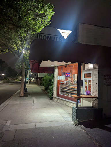 Donut Shop «Monarch Donuts», reviews and photos, 15 Huntington Dr, Arcadia, CA 91007, USA