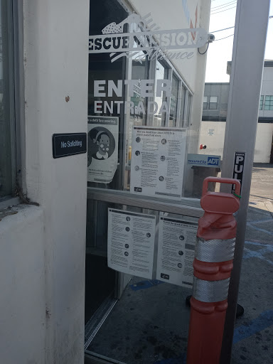 Thrift Store «Super Thrift Store Rescue Mission», reviews and photos, 13422 Saticoy St, North Hollywood, CA 91605, USA