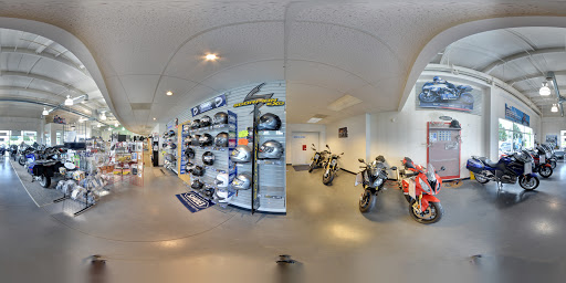 BMW Motorcycle Dealer «BMW Motorcycles of Iowa City», reviews and photos, 3 Escort Ln SW, Iowa City, IA 52240, USA