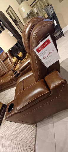 Furniture Store «City Furniture Cutler Bay», reviews and photos, 18750 S Dixie Hwy, Cutler Bay, FL 33157, USA