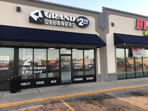 Dry Cleaner «$2.25 Grand Cleaners», reviews and photos, 7235 N Keystone Ave, Indianapolis, IN 46240, USA