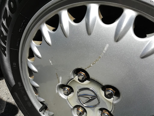 Tire Shop «Discount Tire Store - Rochester Hills, MI», reviews and photos, 3809 S Rochester Rd, Rochester Hills, MI 48307, USA