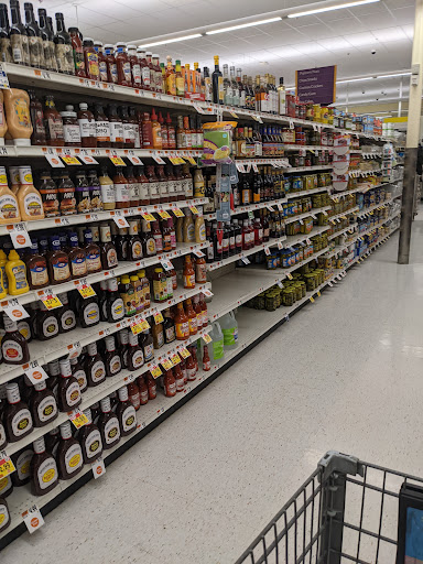 Grocery Store «Stop & Shop», reviews and photos, 209 N Main St, Andover, MA 01810, USA
