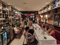 Atmosphère du Restaurant français Le Julien - Restaurant rue Paradis 13006 Marseille - n°3