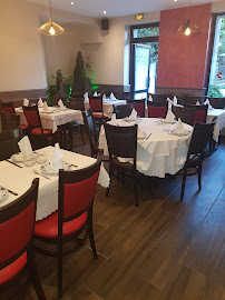 Atmosphère du Restaurant asiatique Fou Lo à Bourg-la-Reine - n°5