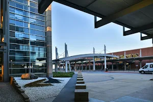 Des Moines International Airport image