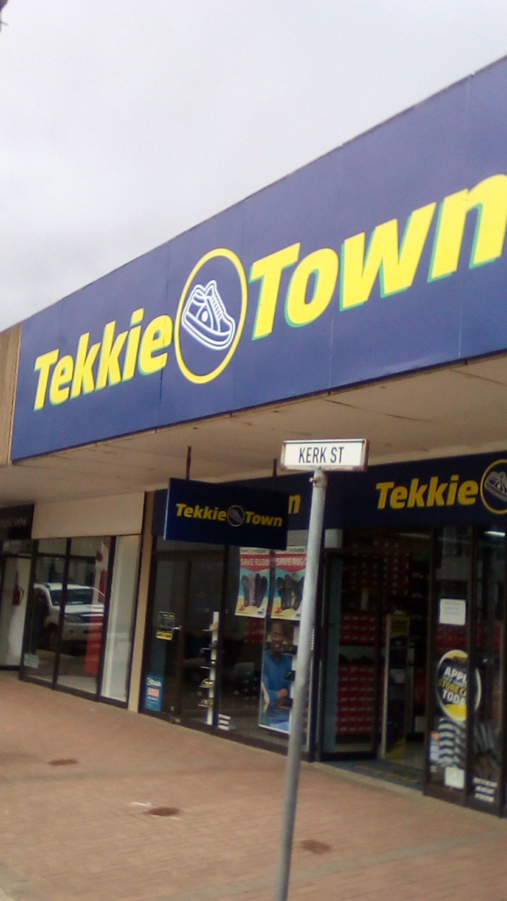 Tekkie Town Riversdale