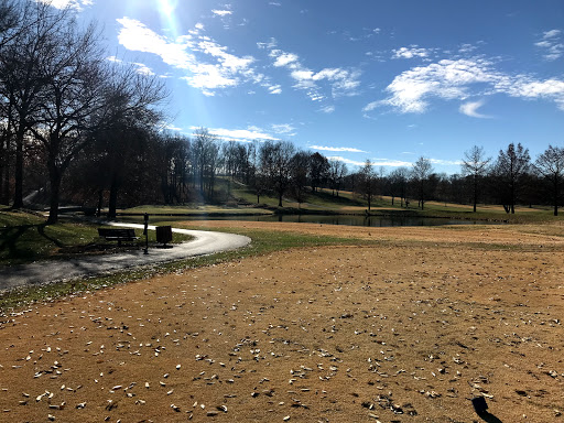 Country Club «Lake Forest Golf & Country Clb», reviews and photos, 300 Yard Dr, Lake St Louis, MO 63367, USA