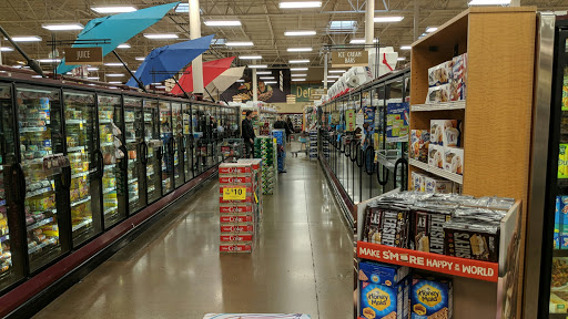 Grocery Store «Fred Meyer», reviews and photos, 6100 E Lake Sammamish Pkwy SE, Issaquah, WA 98029, USA