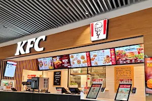 KFC Praha Letňany (u Kina) image