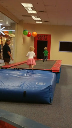 Shopping Mall «Lakeshore Mall», reviews and photos, 150 Pearl Nix Pkwy, Gainesville, GA 30501, USA