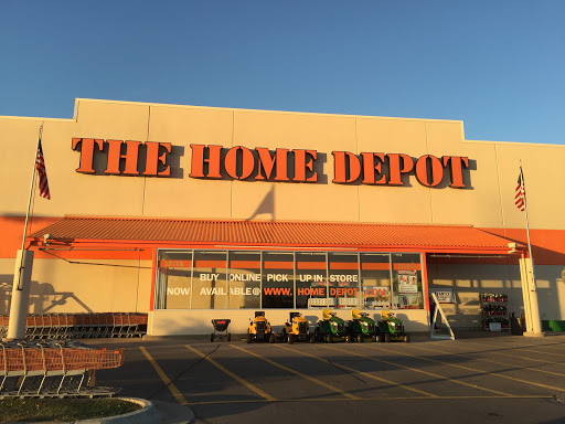 The Home Depot, 3350 N Woodlawn Blvd, Wichita, KS 67220, USA, 