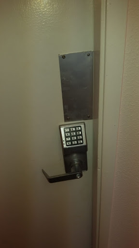 Locksmith «Zip Locksmith», reviews and photos, 35400 Pacific Hwy S, Federal Way, WA 98003, USA