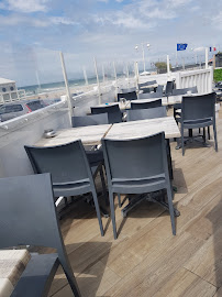Atmosphère du Restaurant La Terrasse des Ammonites à Benerville-sur-Mer - n°10