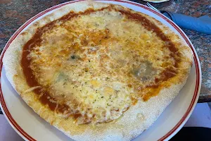 Pizzeria & Eiskaffee Calandra image