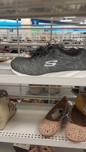 Clothing Store «Ross Dress for Less», reviews and photos, 5900 Sugarloaf Pkwy, Lawrenceville, GA 30043, USA