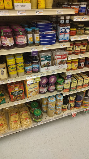 Supermarket «Giant Eagle Supermarket», reviews and photos, 24601 Chagrin Blvd, Beachwood, OH 44122, USA