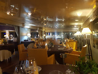 Atmosphère du Restaurant L'Artimon à Palavas-les-Flots - n°9