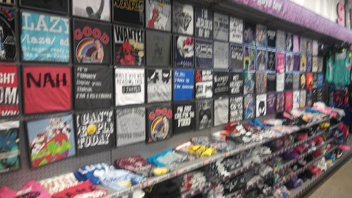 Variety Store «Five Below», reviews and photos, 14215 Hall Rd, Shelby Charter Township, MI 48315, USA