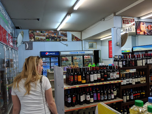Convenience Store «Pine Food Store», reviews and photos, 701 E Pine St, Seattle, WA 98122, USA