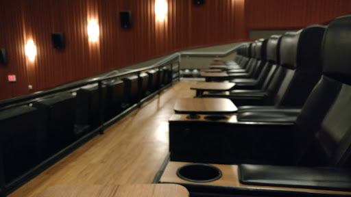 Movie Theater «Regal Cinemas Ronkonkoma 9», reviews and photos, 565 Portion Rd, Ronkonkoma, NY 11779, USA