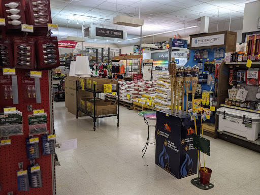 Hardware Store «Ace Hardware», reviews and photos, 1901 W Wilson St, Batavia, IL 60510, USA