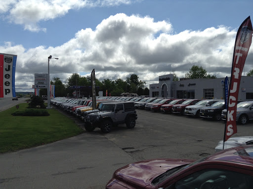 Car Dealer «Northpoint Chrysler Dodge Jeep Ram», reviews and photos, 4441 US-5, Newport, VT 05855, USA