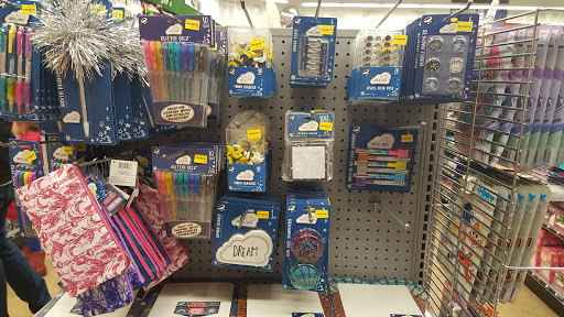 Variety Store «Five Below», reviews and photos, 1078 E Lancaster Ave, Downingtown, PA 19335, USA