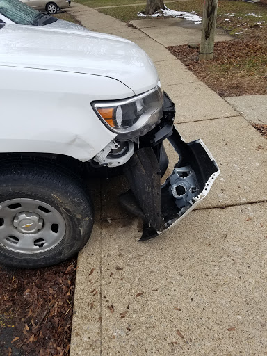 Auto Body Shop «T&C Body Shop, Inc.», reviews and photos, 2856 Johnstown Rd, Columbus, OH 43219, USA