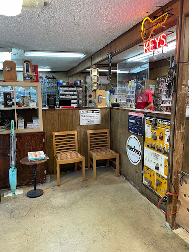 Locksmith «Sharp Brothers Locksmith», reviews and photos, 507 W Mary St, Austin, TX 78704, USA