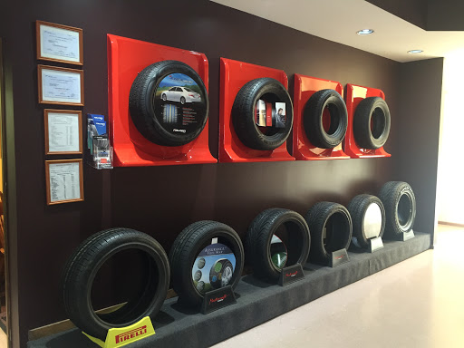 Auto Repair Shop «Mainland Auto & Tire Center (Formerly Galloway Auto)», reviews and photos, 339 E Jimmie Leeds Rd, Galloway, NJ 08205, USA