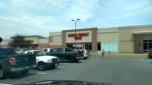 Hardware Store «Harbor Freight Tools», reviews and photos, 1932 Middle Country Rd, Centereach, NY 11720, USA