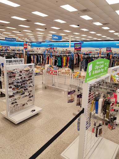 Clothing Store «Ross Dress for Less», reviews and photos, 170 E Stacy Rd, Allen, TX 75002, USA
