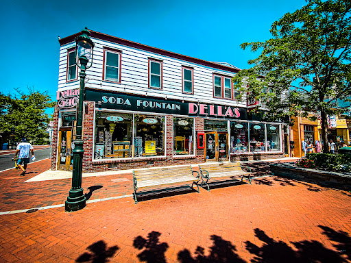 Department Store «Dellas 5 & 10», reviews and photos, 503 Washington St, Cape May, NJ 08204, USA