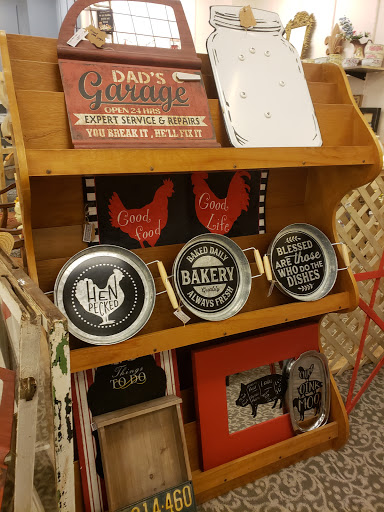 Shopping Mall «Muncie Mall», reviews and photos, 3501 N Granville Ave, Muncie, IN 47303, USA