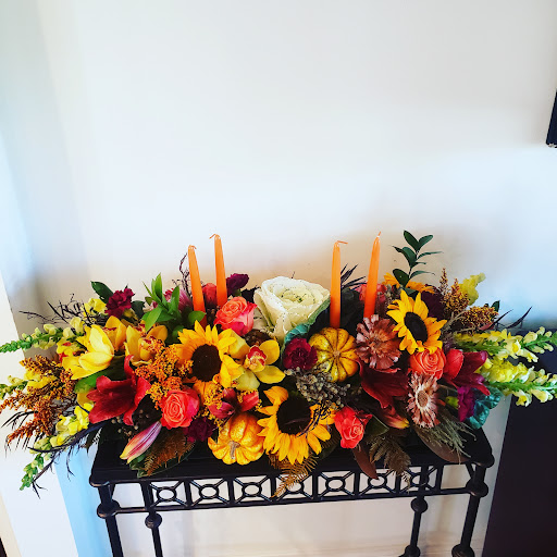 Florist «Rambling Rose Florist», reviews and photos, 22428 Gilmore St, West Hills, CA 91307, USA