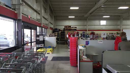 Pet Supply Store «Mounds Pet Food Warehouse», reviews and photos, 5350 King James Way, Fitchburg, WI 53719, USA