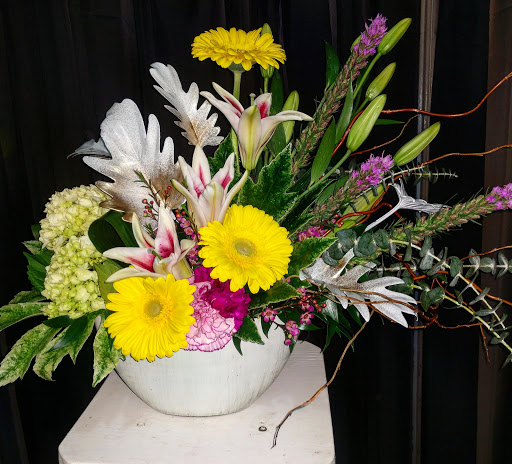 Florist «Mystical Gardens Flower Shop/Palmetto Florist», reviews and photos, 4576 New Jesup Hwy, Brunswick, GA 31520, USA