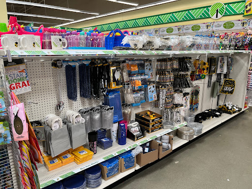 Dollar Store «Dollar Tree», reviews and photos, 25000 Blue Ravine Rd, Folsom, CA 95630, USA